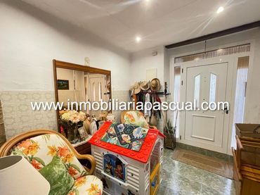 House for sale in Beniarrés
