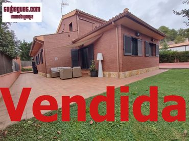 Casa amb jardí en venda a Begues