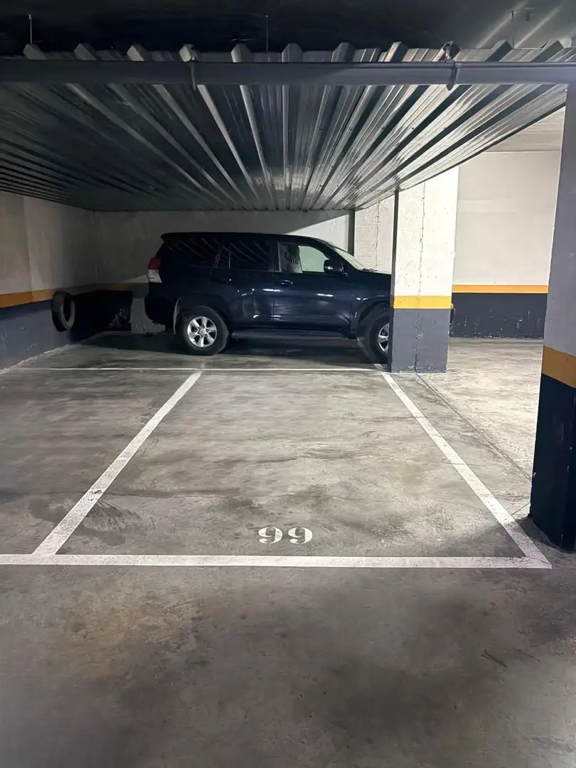 Parking de Garaje en venta en Madrid