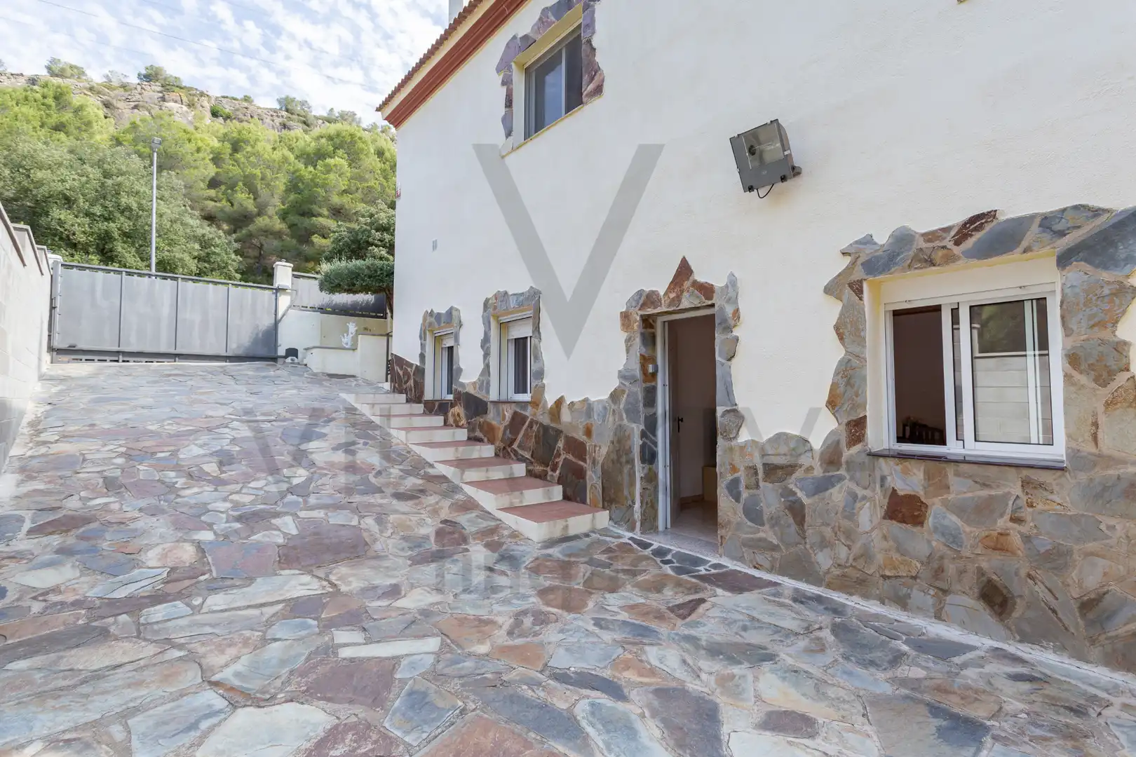 Vista exterior de Casa o chalet en venta en Cabra del Camp con Aire acondicionado, Calefacción y Jardín privado
