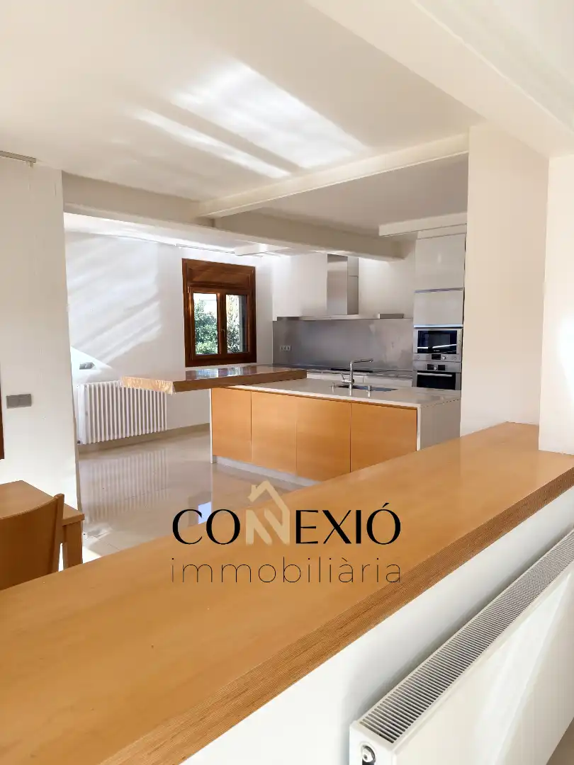 Cocina de Casa o chalet en venta en Banyoles con Aire acondicionado, Calefacción y Jardín privado