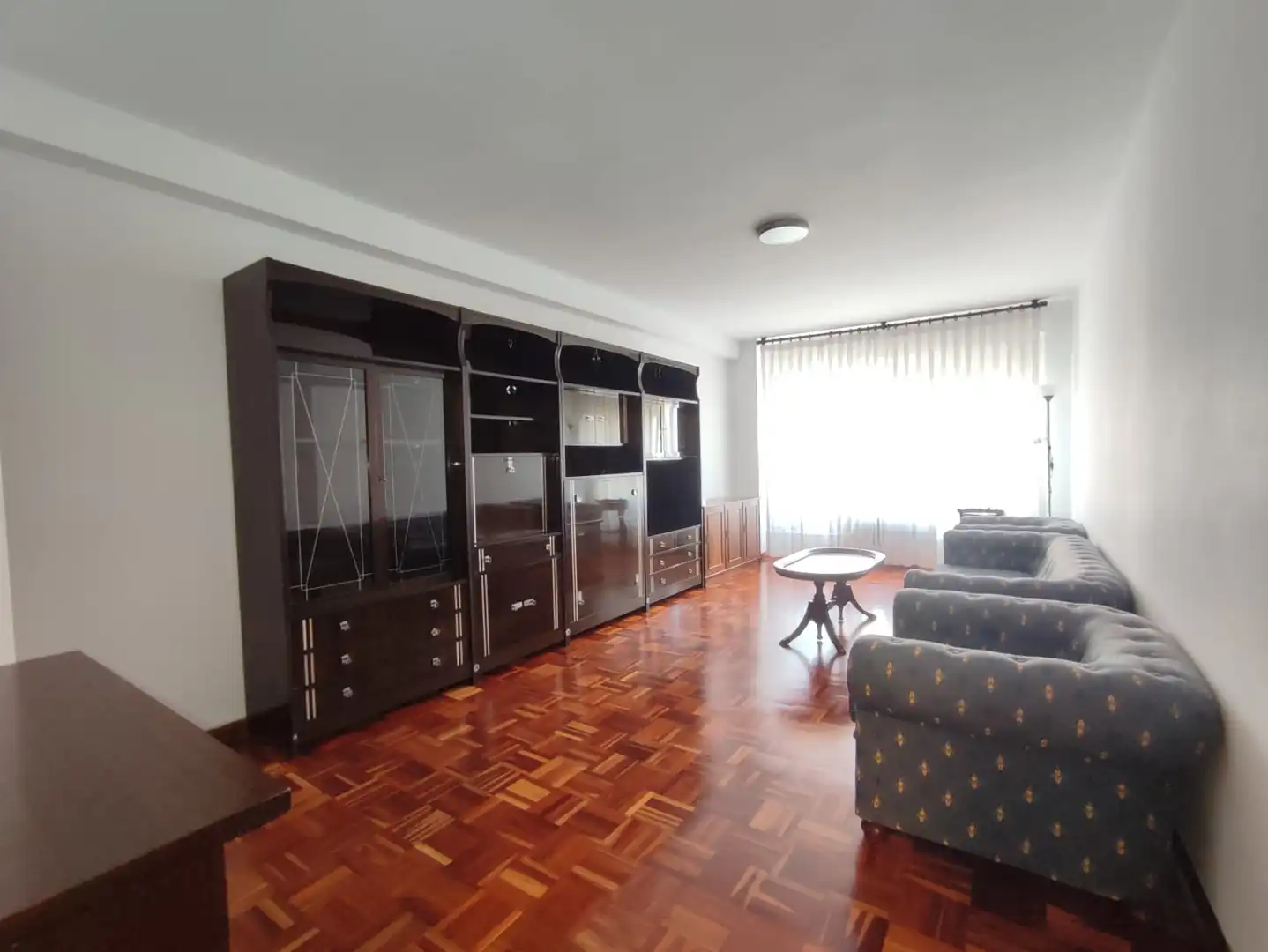 Living room of Flat for rent in Gijón   with Heating, Parquet flooring and Furnished