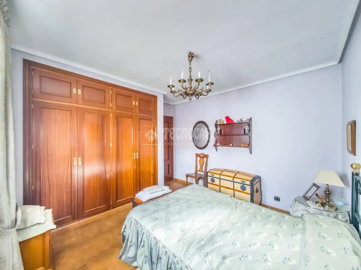 Habitación de Casa adosada en venta en Campo Real