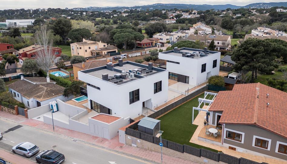 Foto 0 de Promoció CONJUNTO RESIDENCIAL 4 CASAS MAS PARERAS