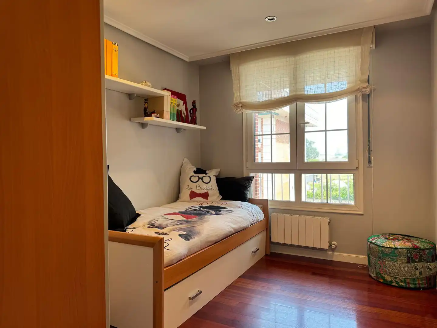 Habitación de Piso en venta en Colindres con Calefacción, Terraza y Amueblado