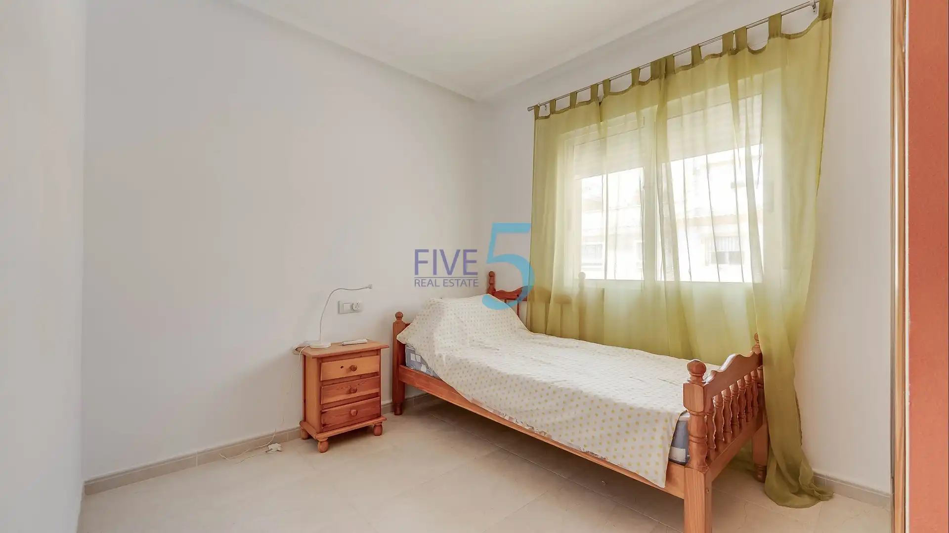 Habitación de Casa adosada en venta en Torre-Pacheco con Aire acondicionado, Calefacción y Terraza