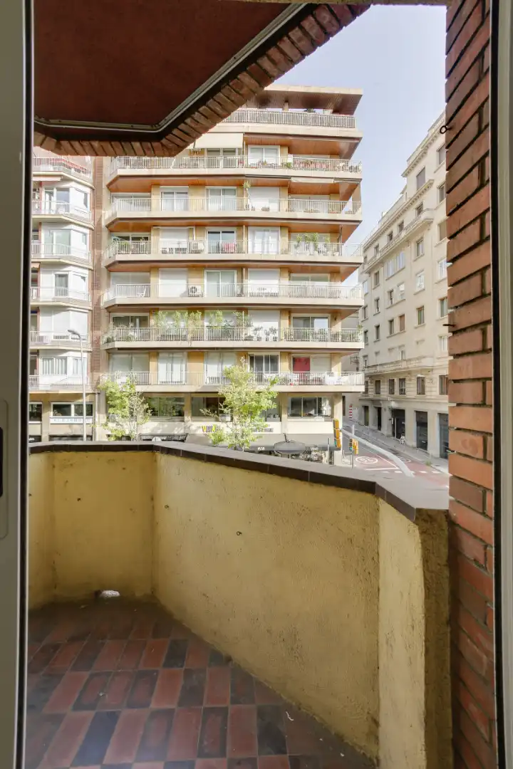 Exterior view of Flat for rent in Barcelona  with Air Conditioner, Heating and Parquet flooring