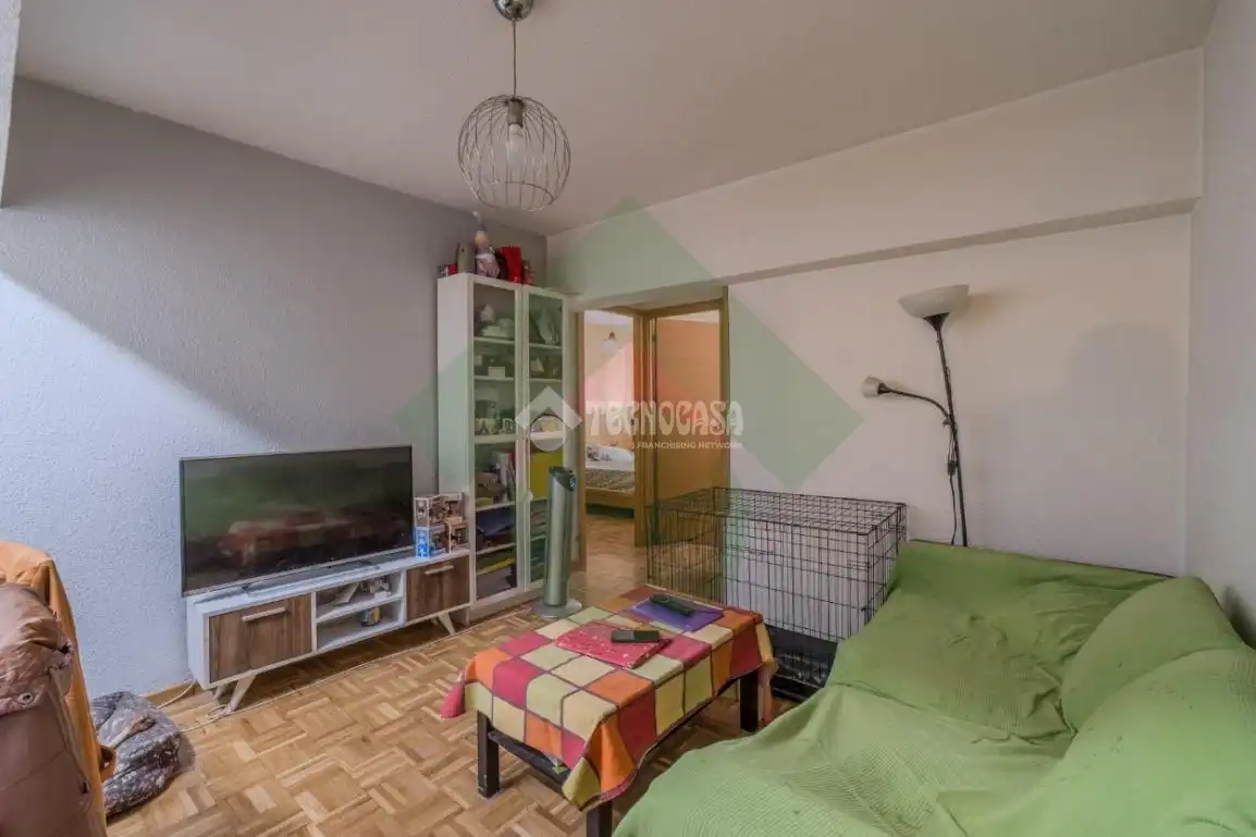 Living room of Flat for sale in Madrid  with Heating