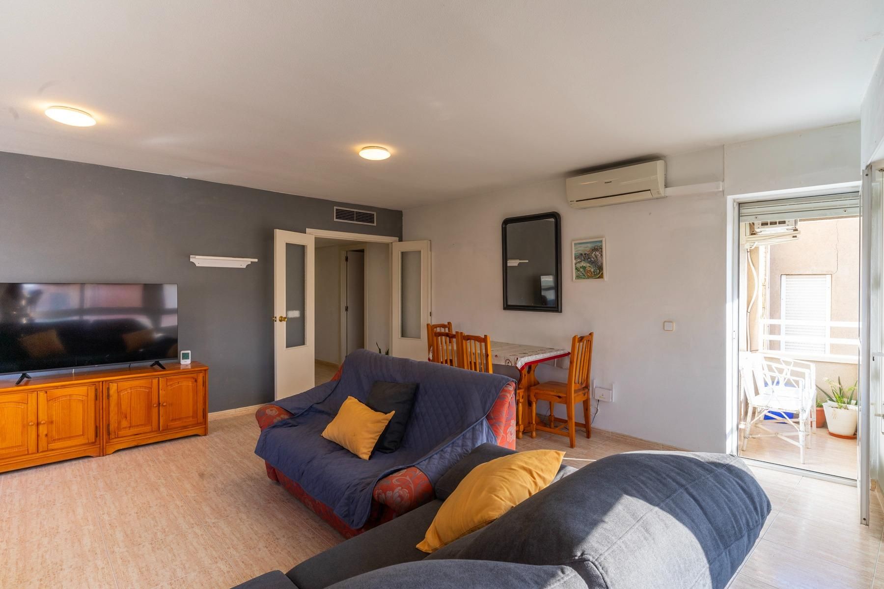 Habitación de Piso en venta en  Murcia Capital con Aire acondicionado, Calefacción y Balcón