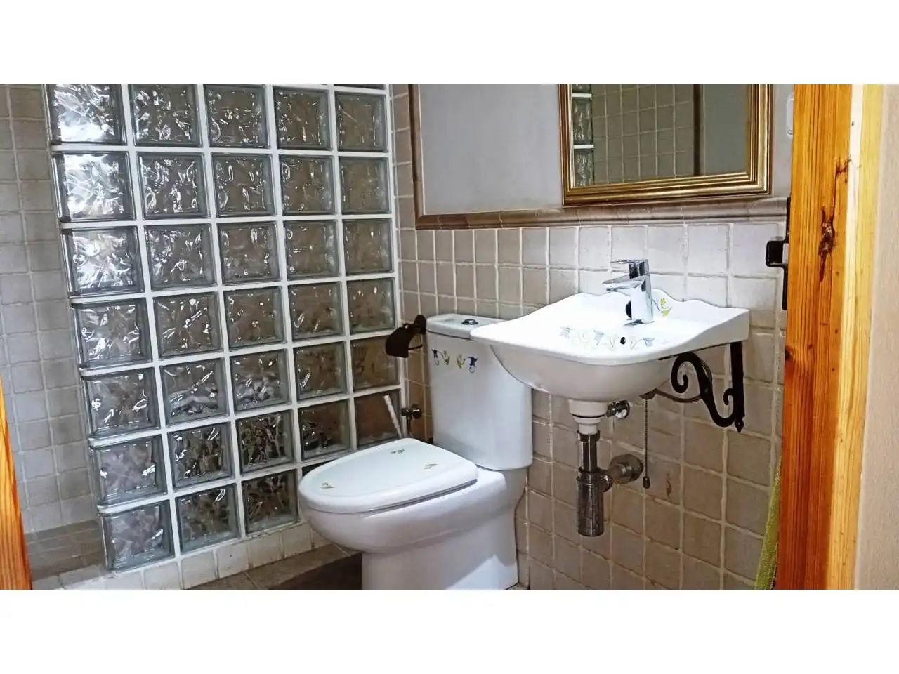 Bathroom of Houses for sale in Roquetas de Mar  with Air Conditioner, Heating and Private garden