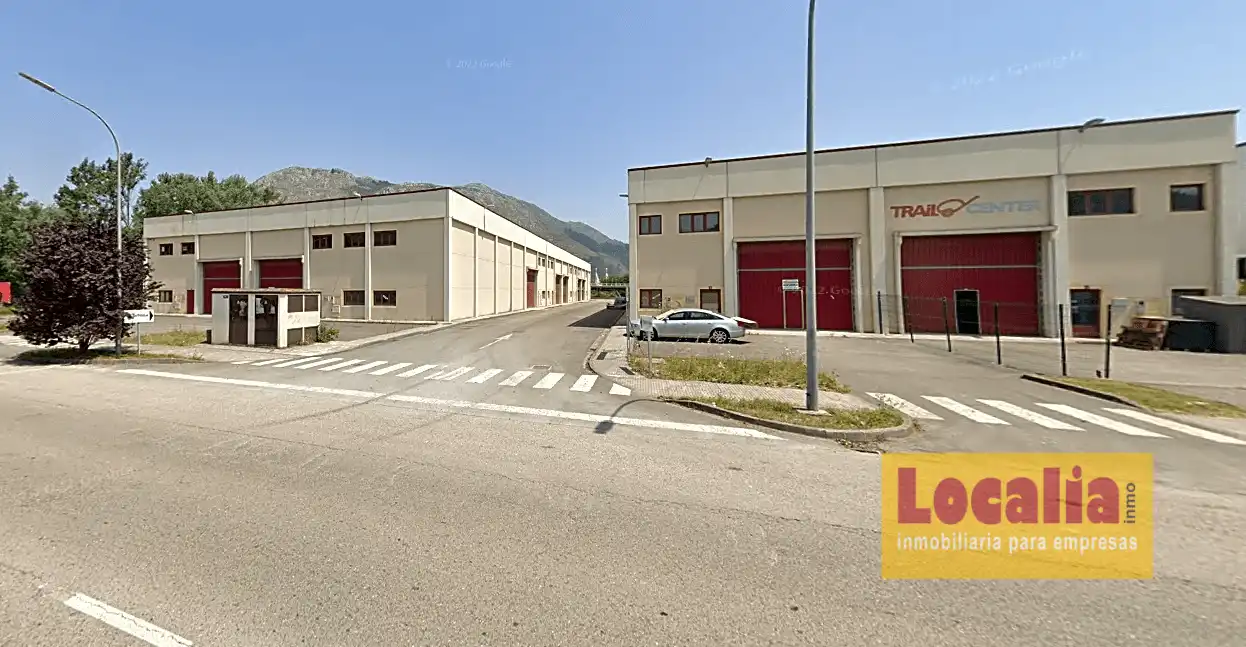 Nau industrial en venda a Los Corrales de Buelna, imagen 2