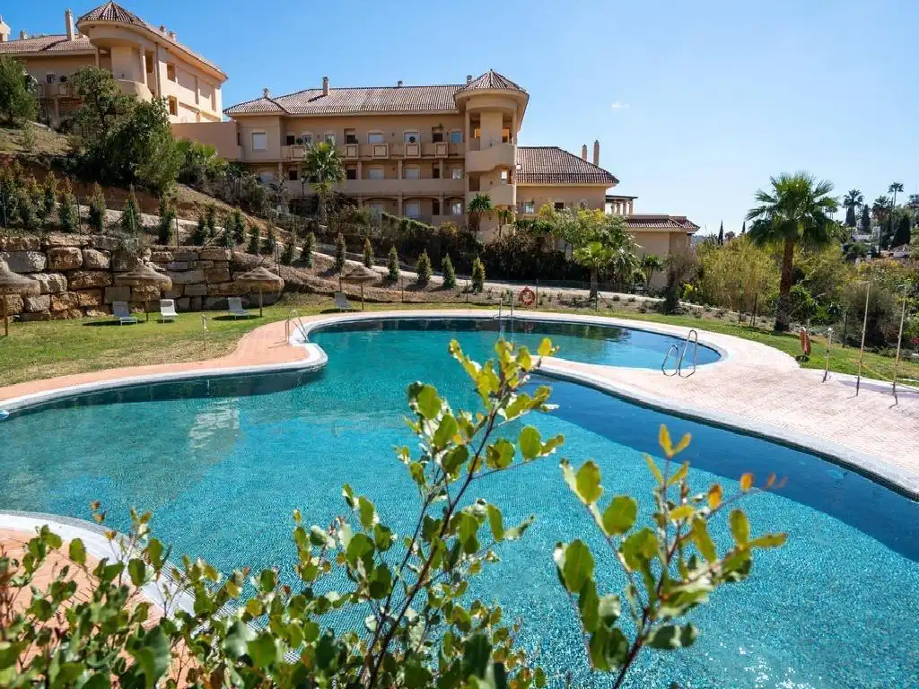 Jardín de Ático en venta en Marbella con Aire acondicionado, Jardín privado y Terraza