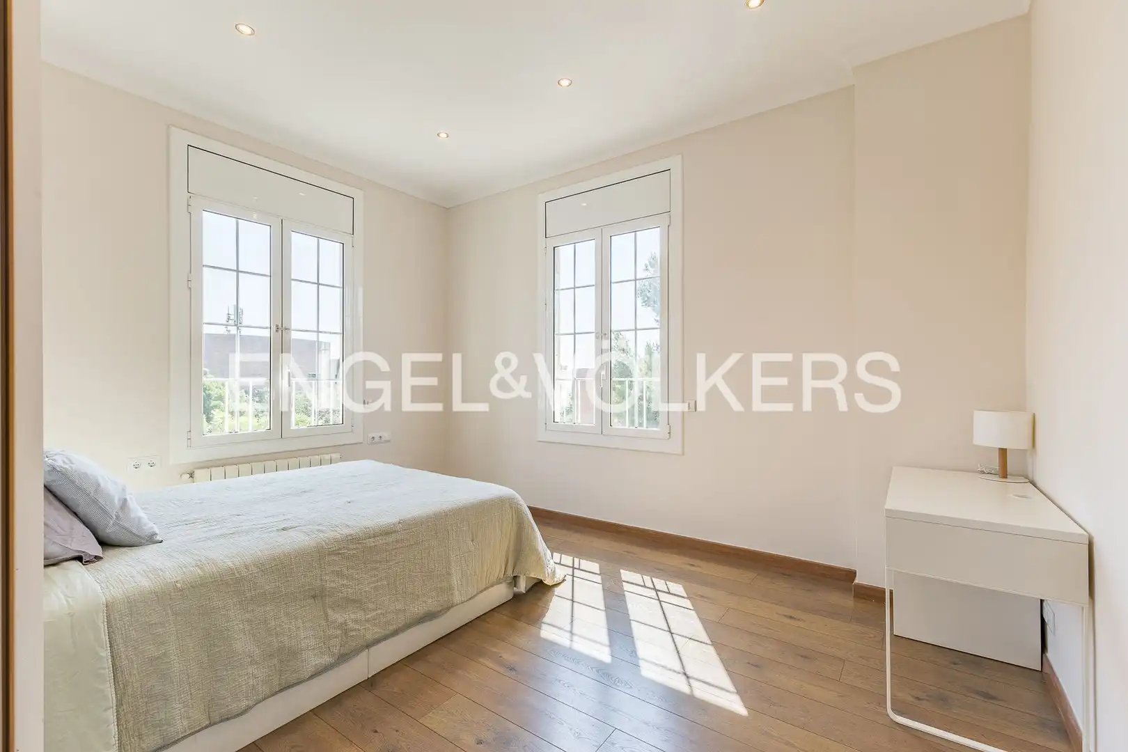 Habitación de Piso en venta en Barcelona con Aire acondicionado y Calefacción