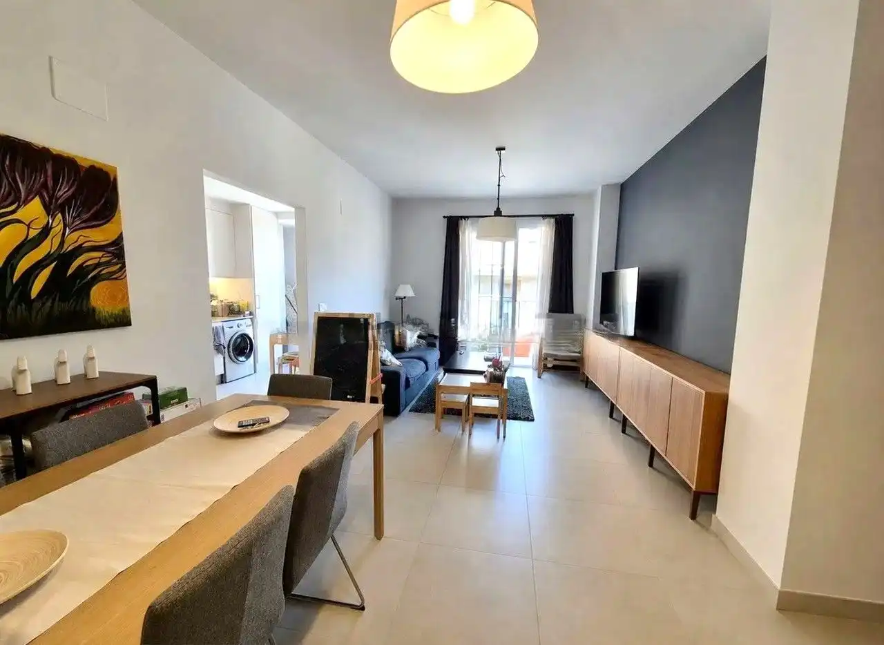 Apartamento con ascensor en venta en Colon, imagen 2