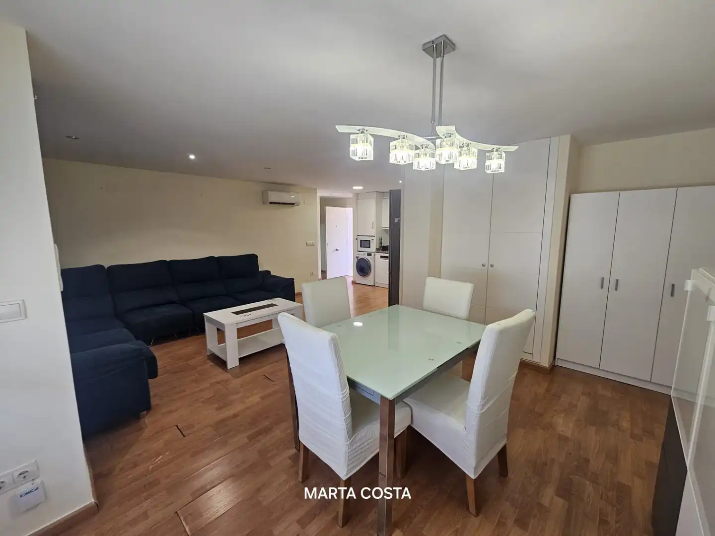 Flat for sale in Almoines  with Air Conditioner, Heating and Parquet flooring