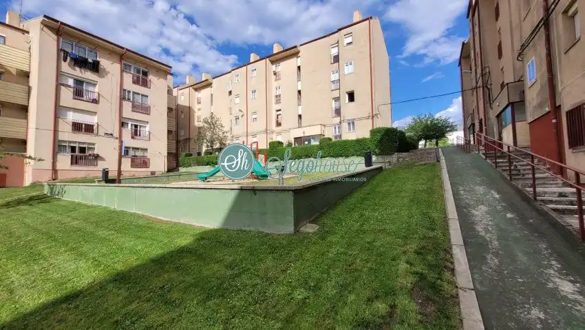 Exterior view of Flat for sale in Segovia  with Heating and Balcony