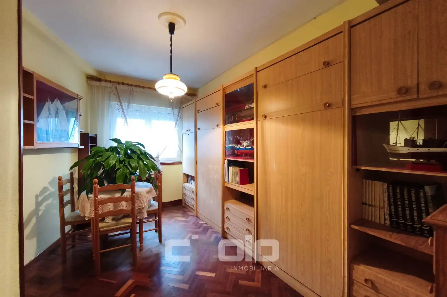 Habitación de Piso en venta en Lugo con Calefacción y Amueblado