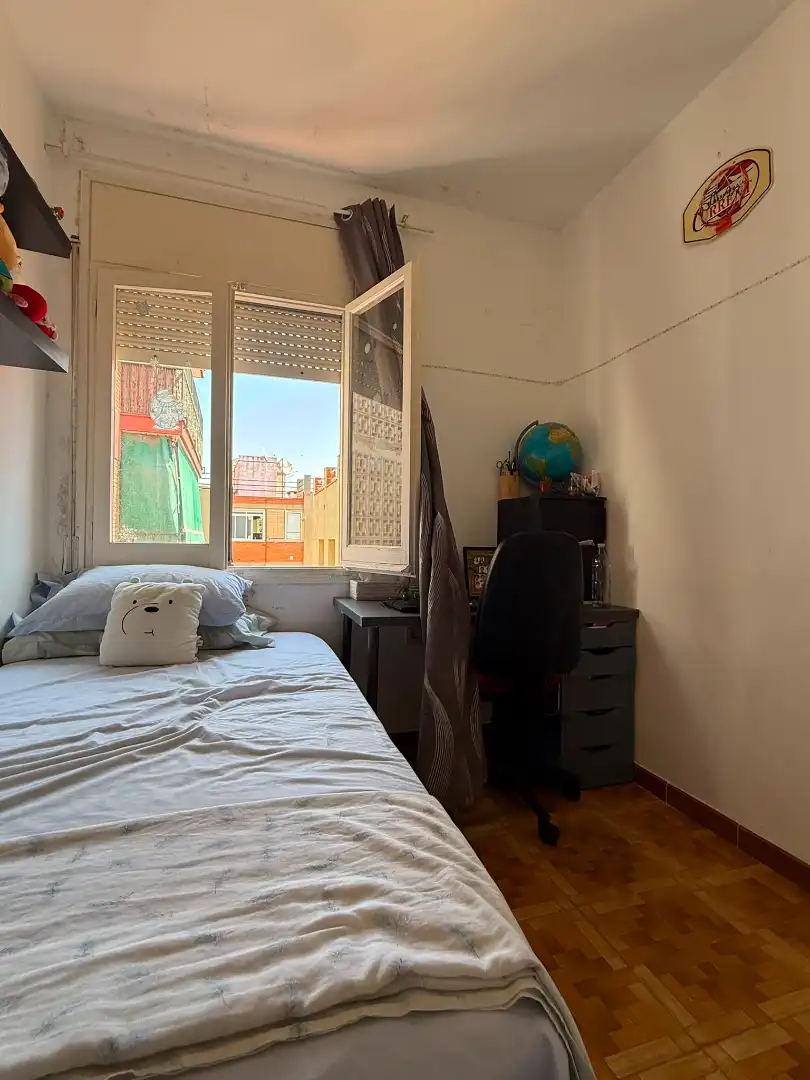 Bedroom of Flat for sale in Gavà