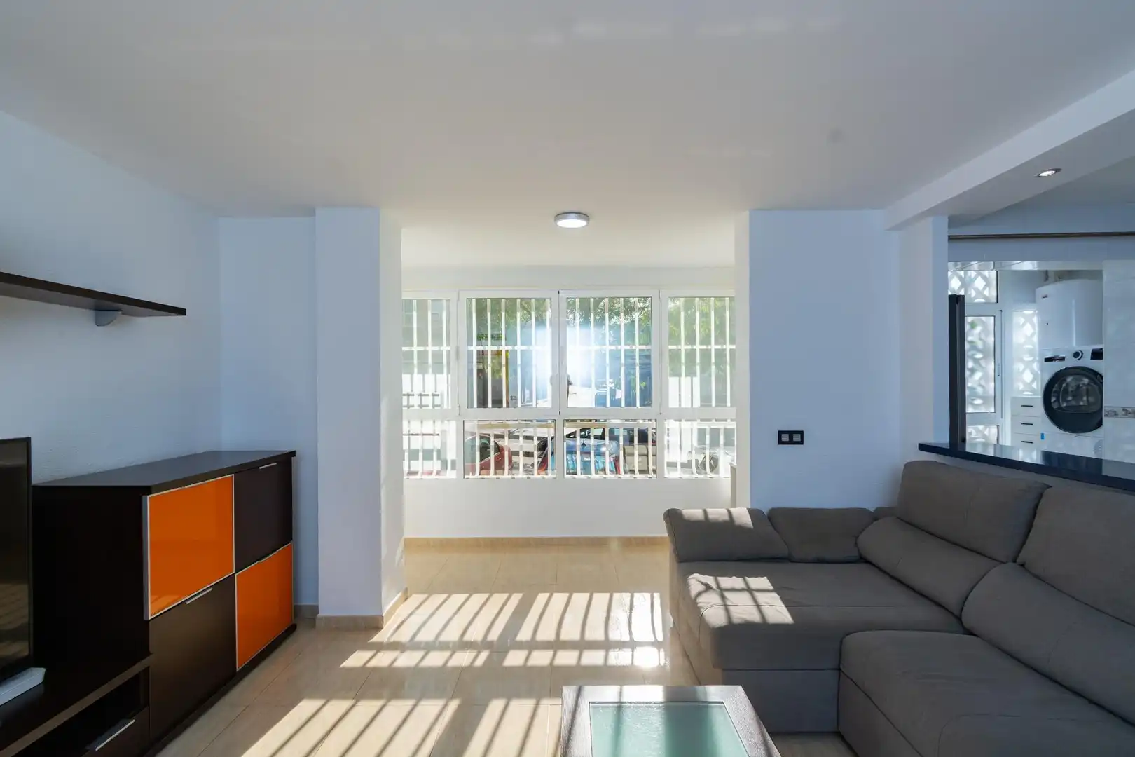 Sala de estar de Piso en venta en Cartagena con Aire acondicionado, Trastero y Amueblado