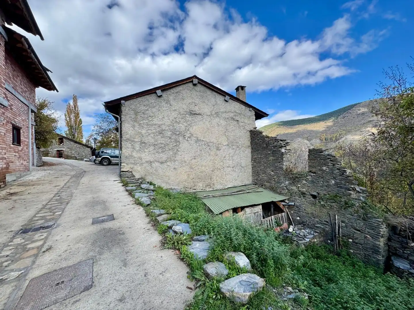 Exterior view of Residential for sale in Farrera