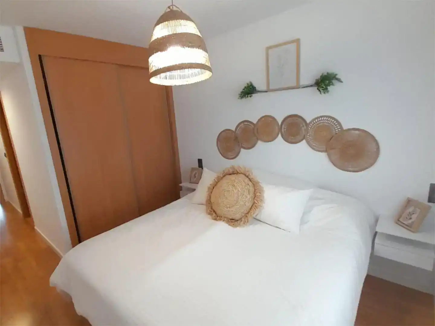 Dormitori de Pis de lloguer en Málaga amb Aire condicionat, Parquet i Piscina