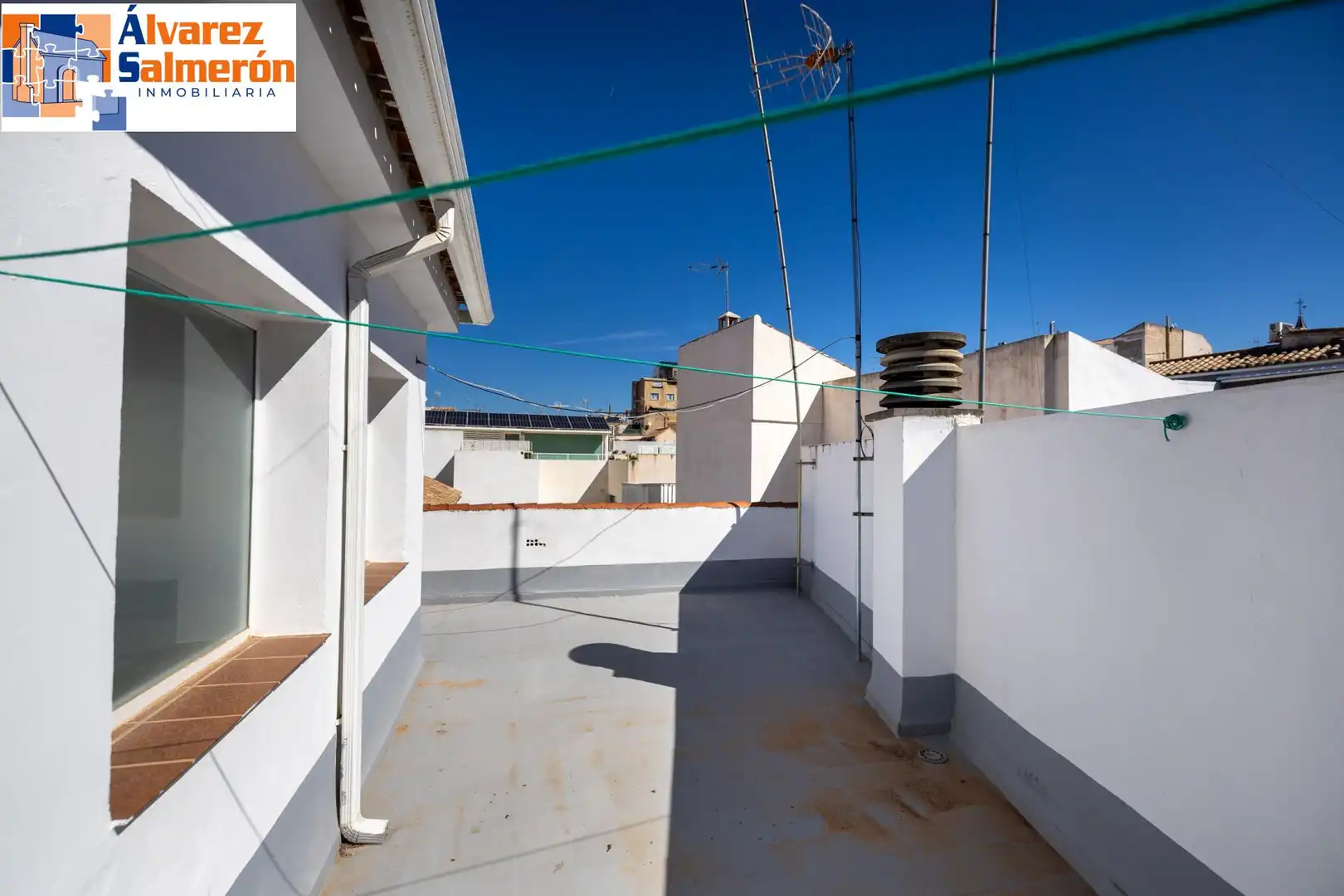 Terrace of Apartments for sale in Granada
