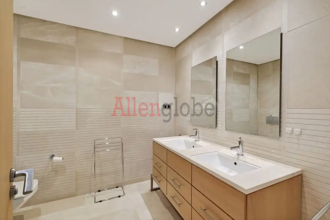 Flat with terrace for sale in Milla de Oro, imagen 14