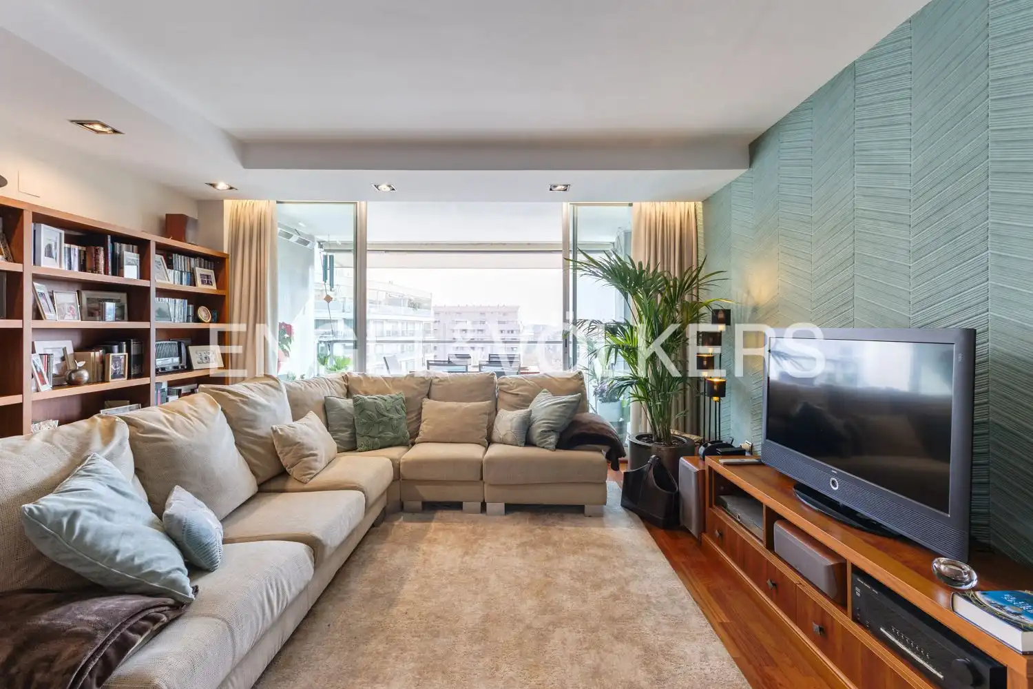Wohnzimmer von Wohnung zum Verkauf in Valencia mit Klimaanlage, Heizung und Parkett