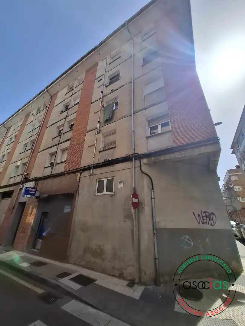 Aparcament de Pis en venda en Gijón 