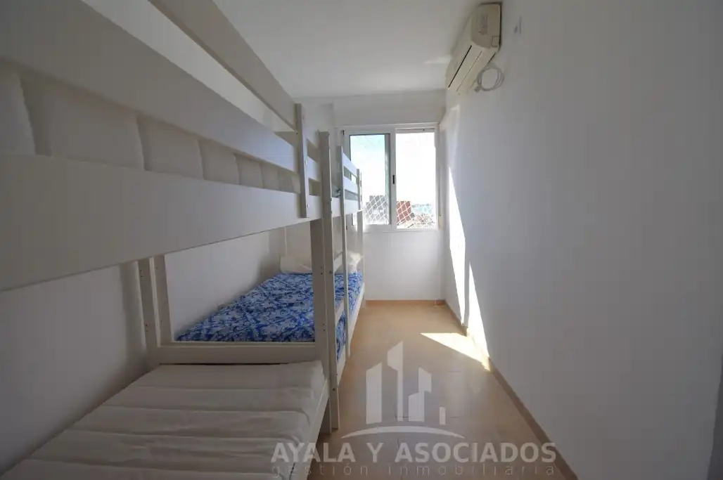 Habitación de Piso en venta en Cartagena con Aire acondicionado, Calefacción y Balcón