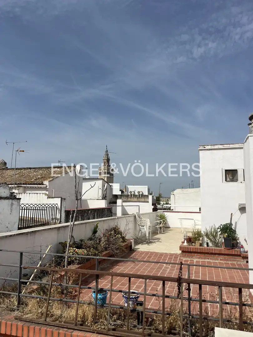 Terrassa de Pis de lloguer en Sevilla amb Aire condicionat, Calefacció i Moblat