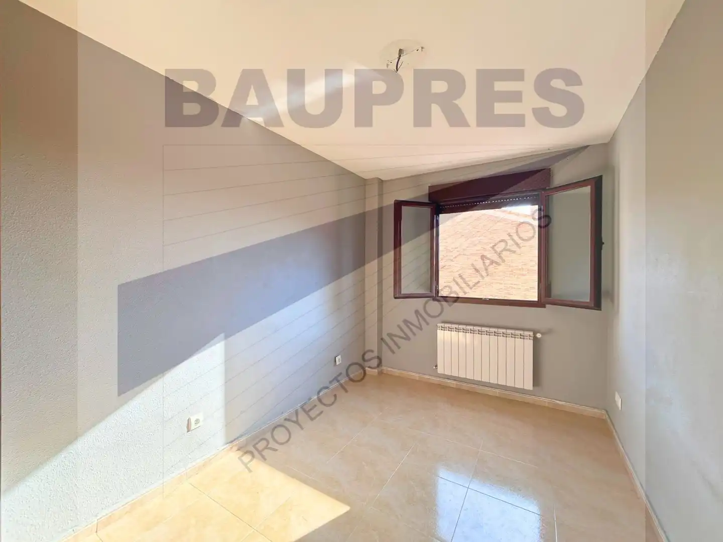 Wohnung mit Aufzug zum Verkauf in Plaza 11 de Marzo 7, imagen 5