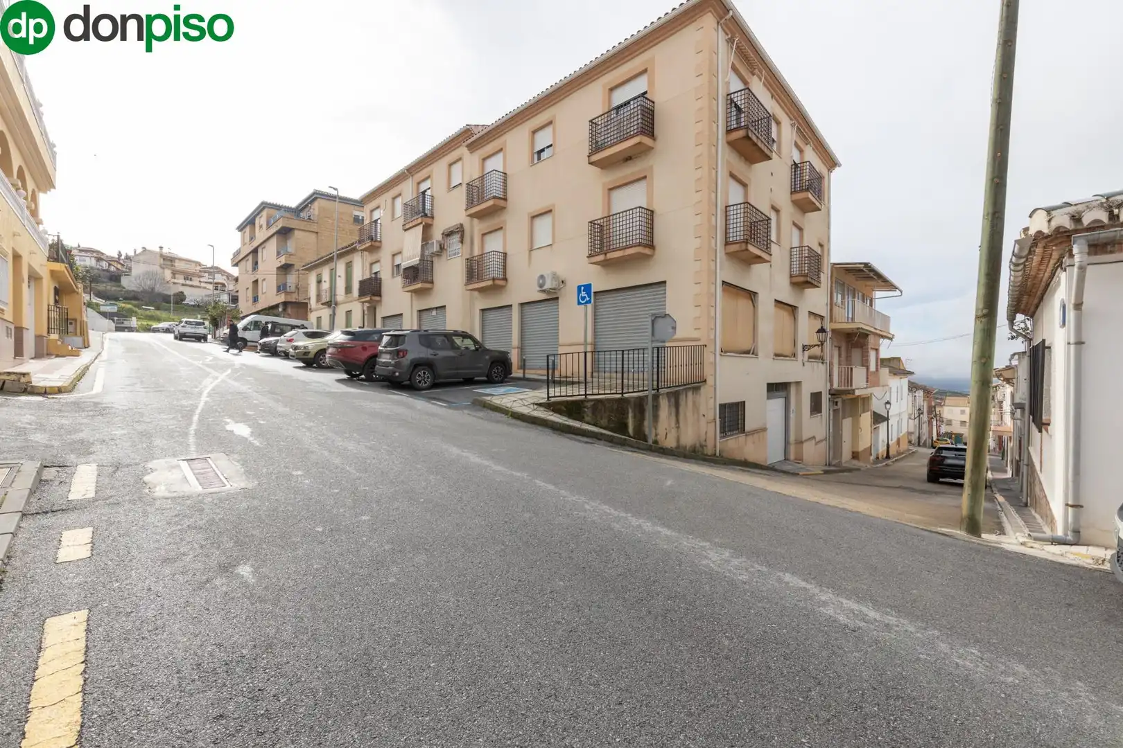 Außenansicht von Wohnung zum Verkauf in Güevéjar mit Balkon