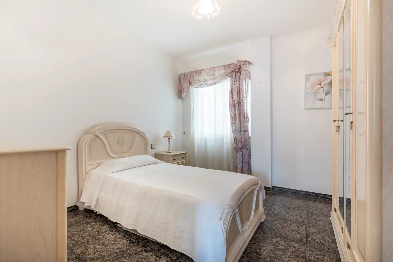 Habitación de Casa adosada en venta en Las Palmas de Gran Canaria con Terraza y Alarma