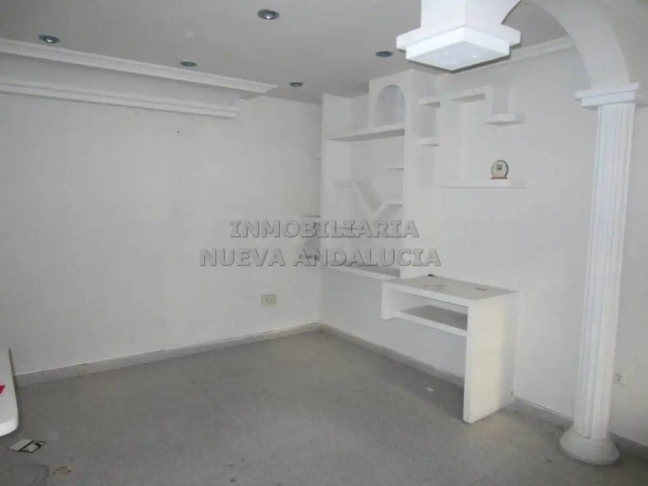 Industrial buildings for rent in Almería