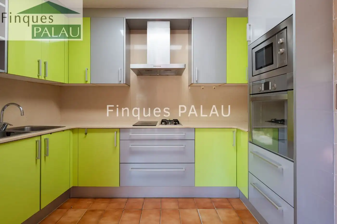 Kitchen of Flat for rent in Sant Just Desvern  with Air Conditioner and Heating