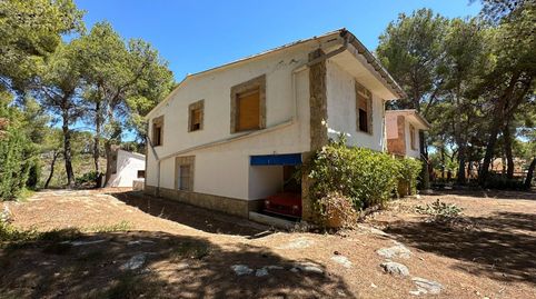 CHALET EN CARLET. PI DE LA CABRA CON LUZ Y AGUA.