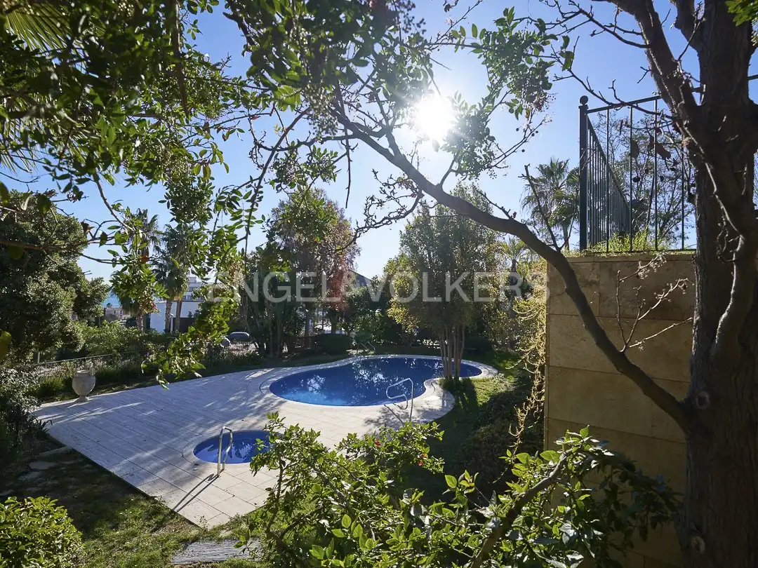 Swimming pool of Country homes for sale in Sitges  with Air Conditioner, Heating and Private garden