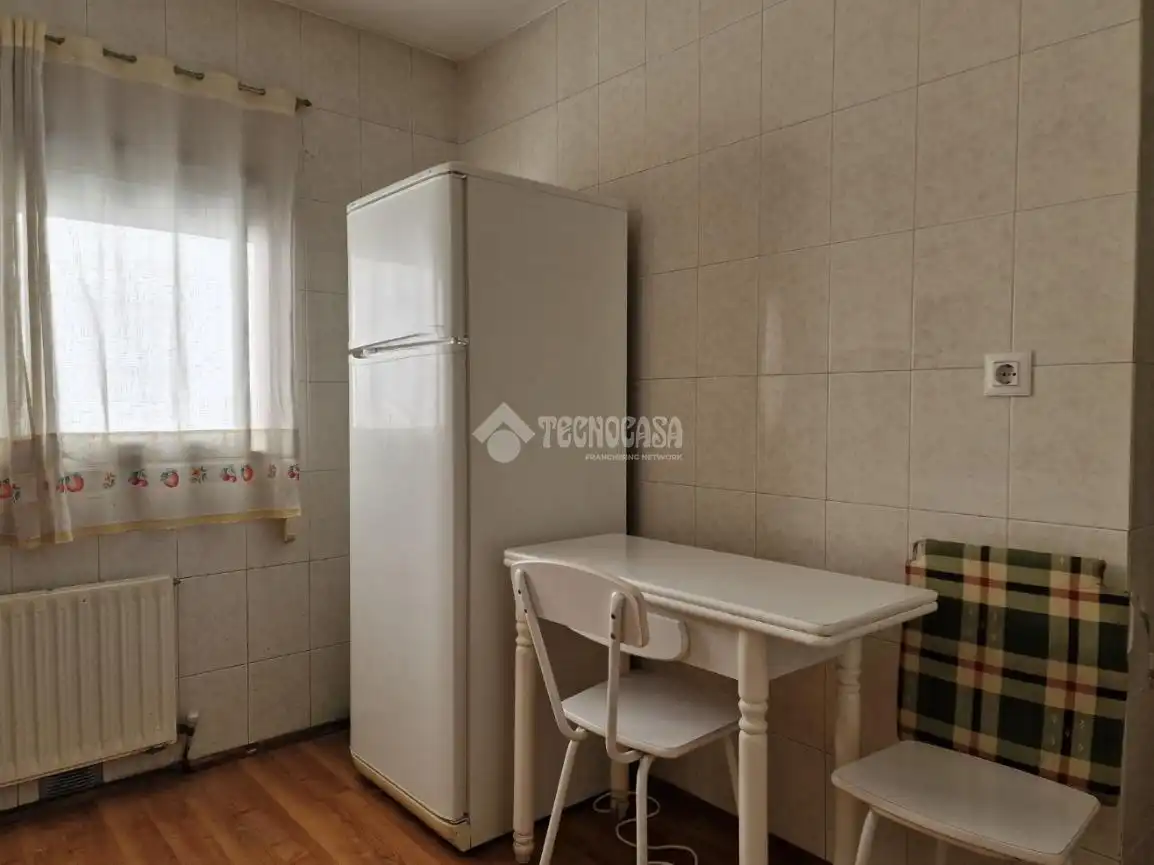 Küche von Wohnung zum Verkauf in Huesca mit Heizung und Balkon