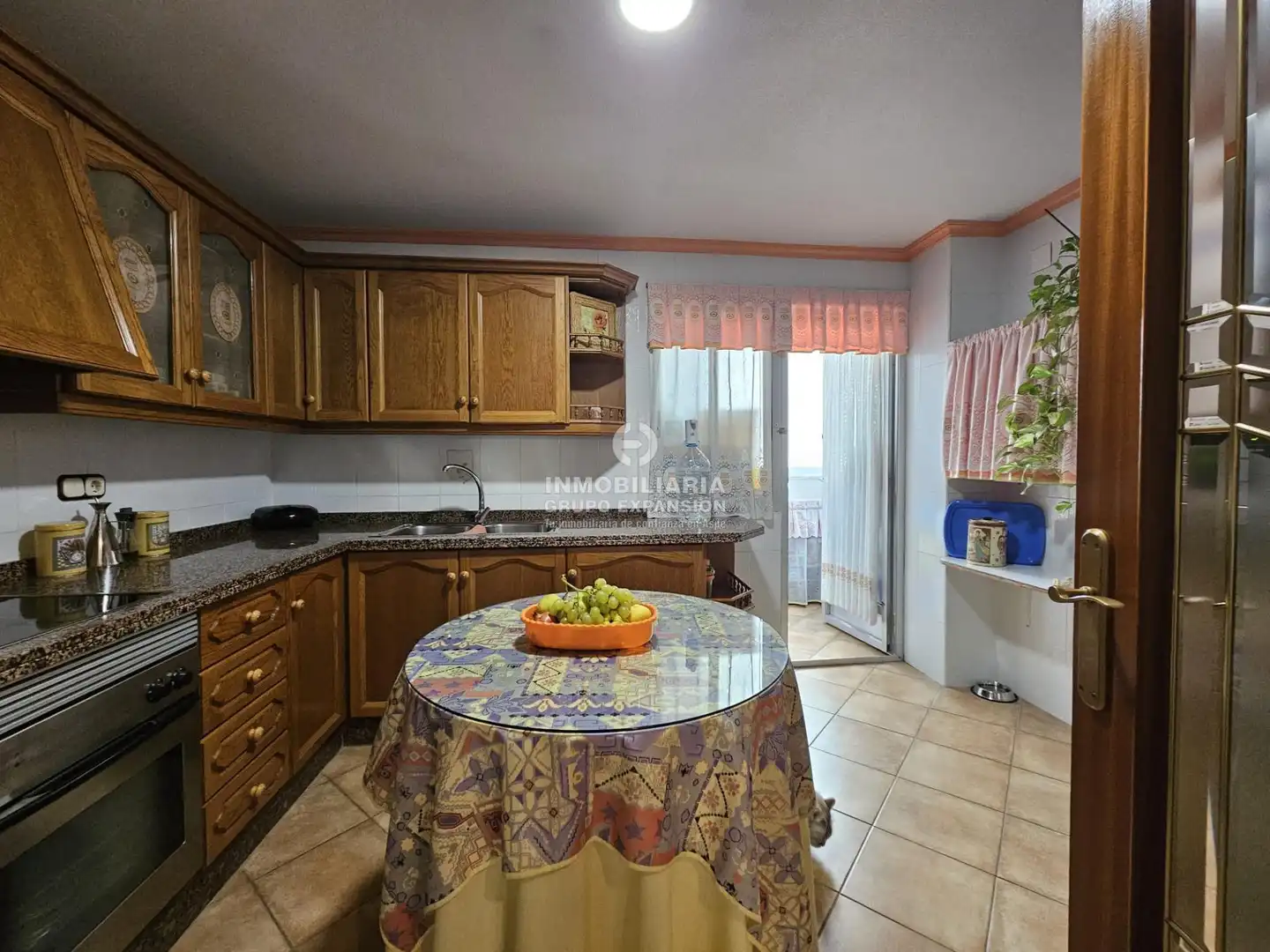 Kitchen of Flat for sale in Novelda  with Storage room