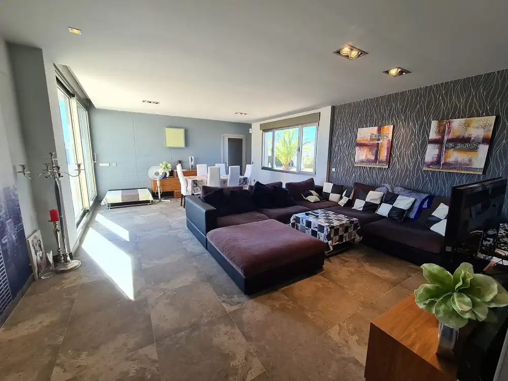 Sala d'estar de Casa o xalet en venda en Yecla amb Aire condicionat