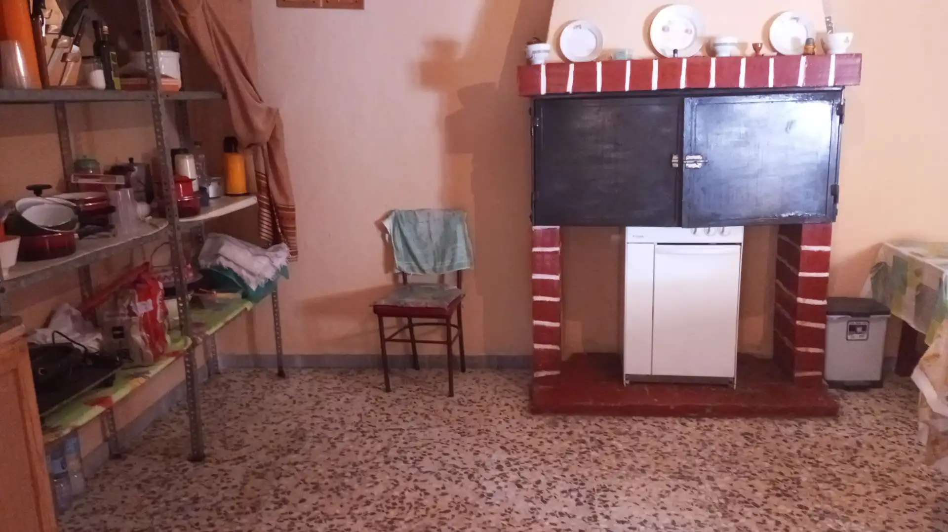 Cuina de Casa o xalet en venda en Baza amb Moblat