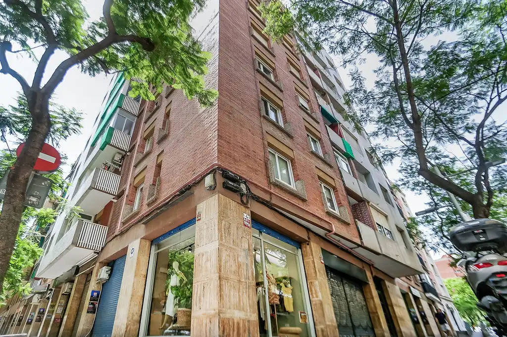 Vista exterior de Pis en venda en Barcelona