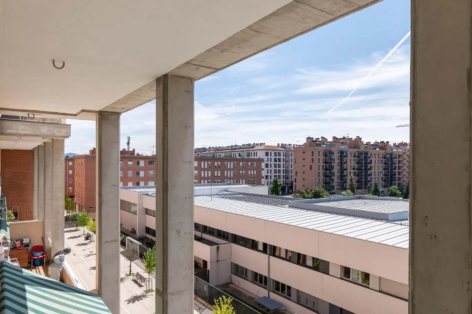 Vista exterior de Pis en venda en  Pamplona / Iruña amb Calefacció, Parquet i Traster