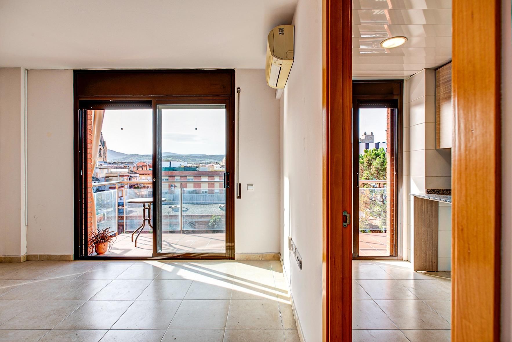 Dormitori de Dúplex en venda en Igualada amb Aire condicionat, Calefacció i Terrassa