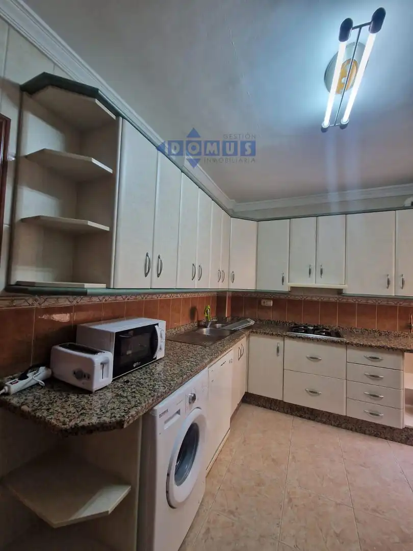 Cocina de Piso en venta en Ronda con Amueblado