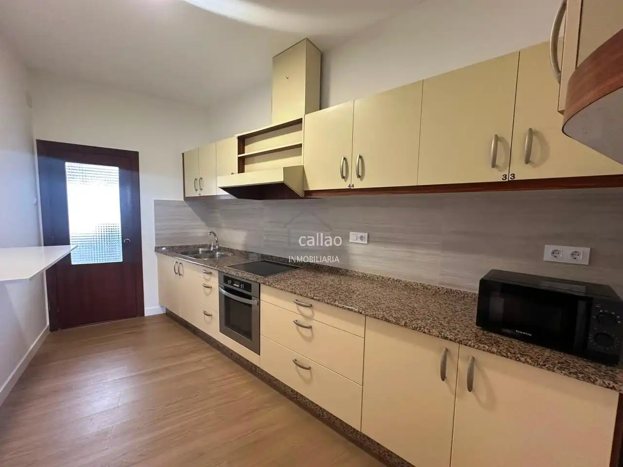 Kitchen of Flat for rent in Ferrol  with Heating and Furnished
