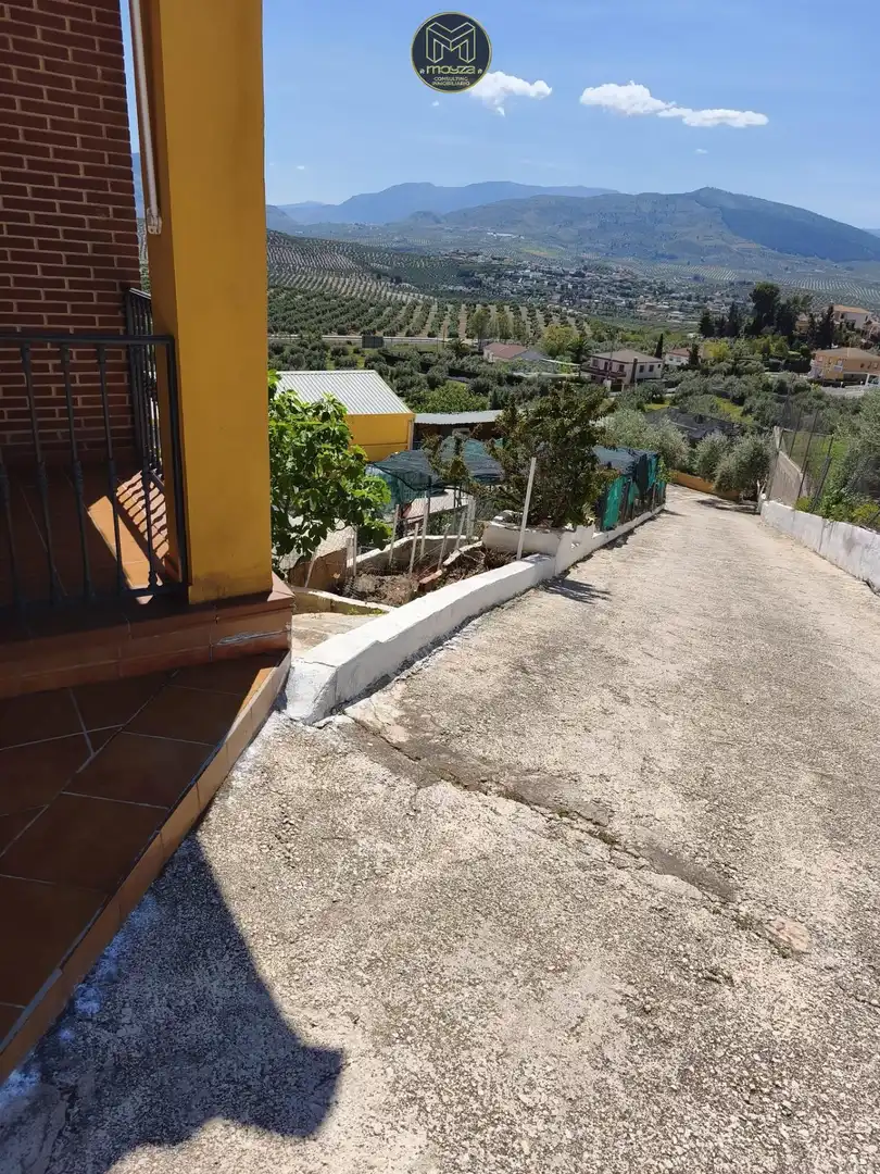 Casa o chalet en venta en Jaén con Calefacción, Terraza y Trastero
