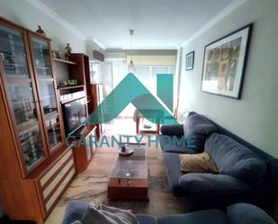 Living room of Apartment for sale in Cáceres Capital  with Air Conditioner, Heating and Parquet flooring