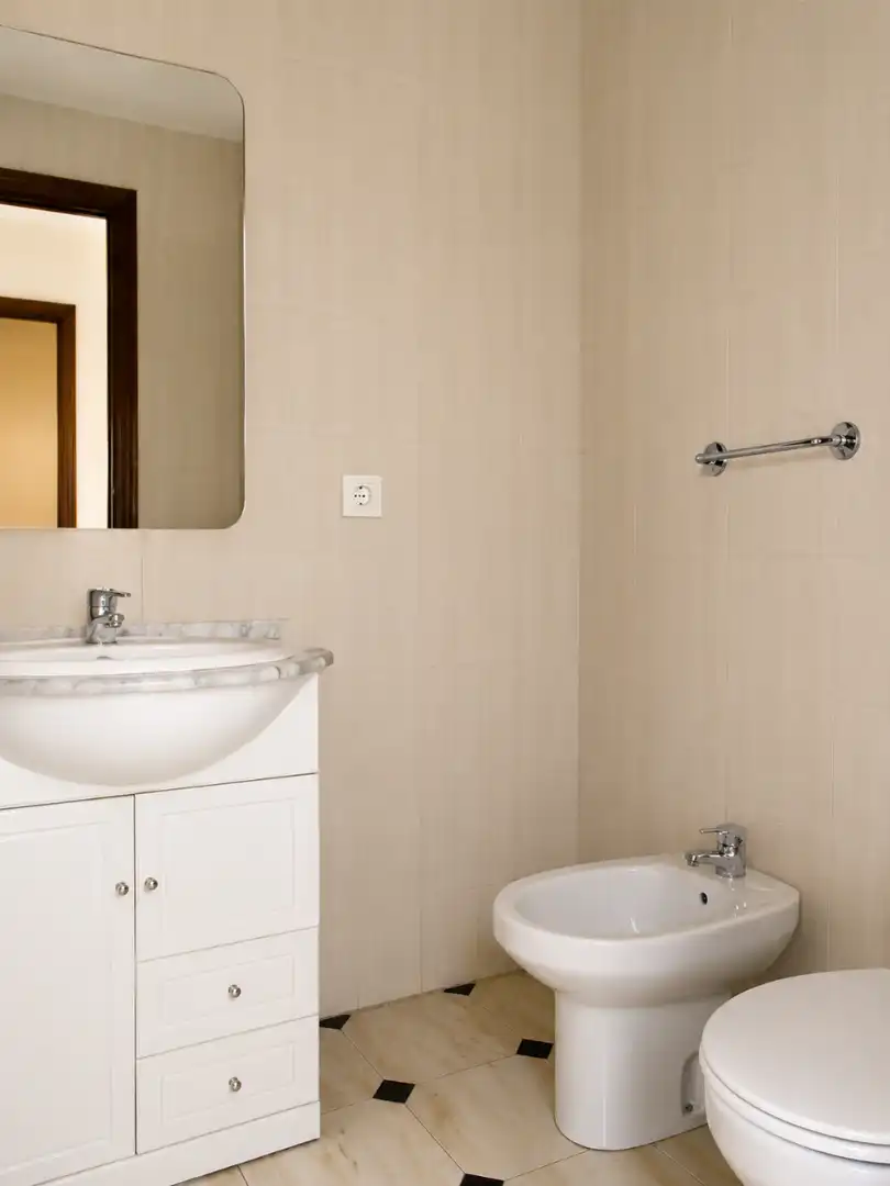 Bathroom of Flat for rent in San Vicente del Raspeig / Sant Vicent del Raspeig  with Air Conditioner, Heating and Private garden